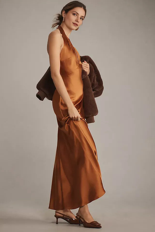 Chic Sheath Deep V Halter Neck Sleeveless Open Back Back Zip Floor-Length Long Prom Dresses