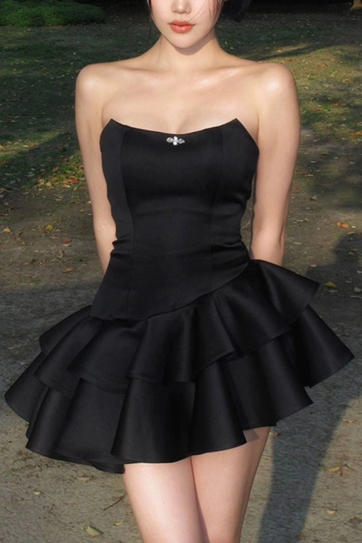 Chic Strapless Black Satin Short Prom Dresses Layered Black Homecoming Dresses Short Black Evening Dresses