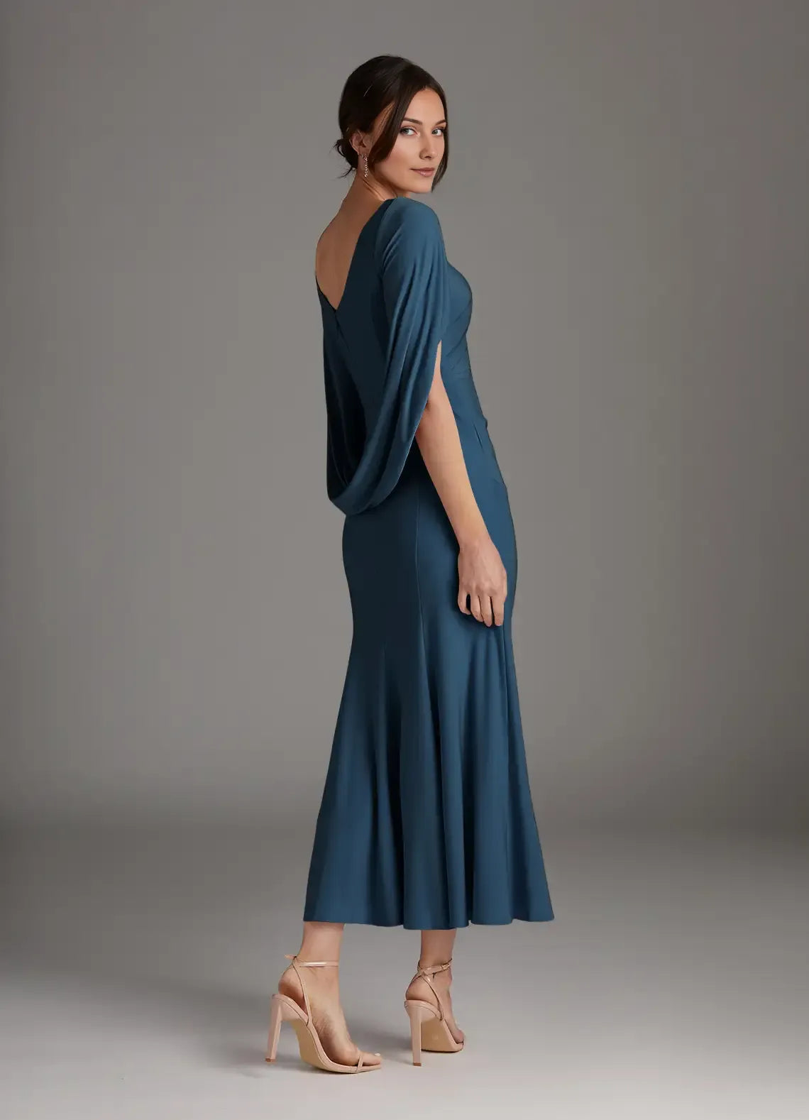Chic Teal Mother of the Bride Dress with Asymmetric Draped Sleeves Boat Neckline and Bodycon Silhouette for Modern Formal Occasions