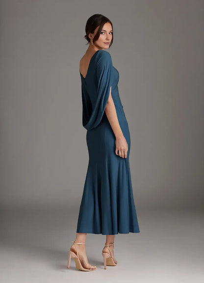 Chic Teal Mother of the Bride Dress with Asymmetric Draped Sleeves Boat Neckline and Bodycon Silhouette for Modern Formal Occasions