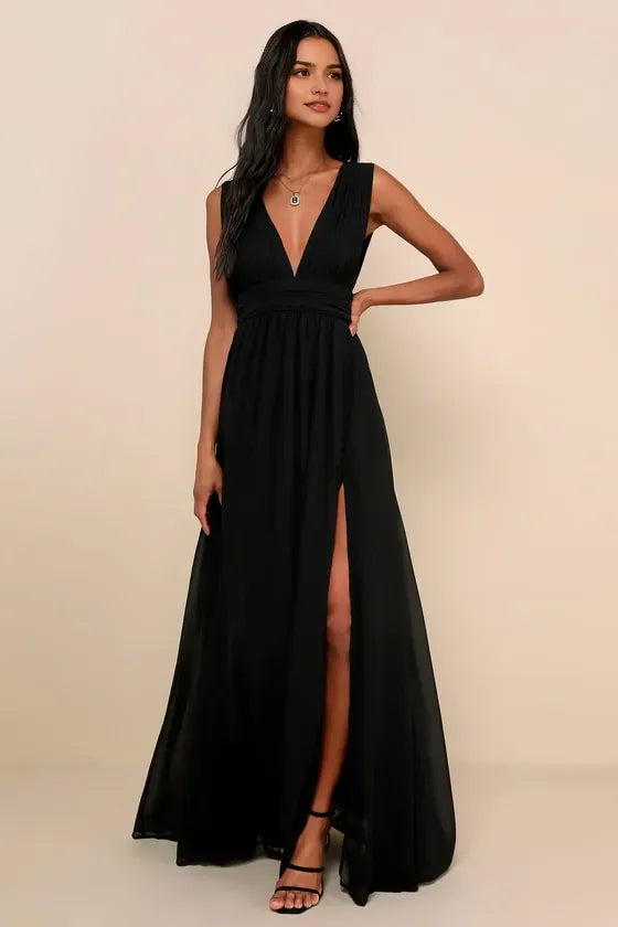 Classic Black Chiffon Prom Dress with Deep V - Neck Ruched Bodice and High Side Slit for Formal Events