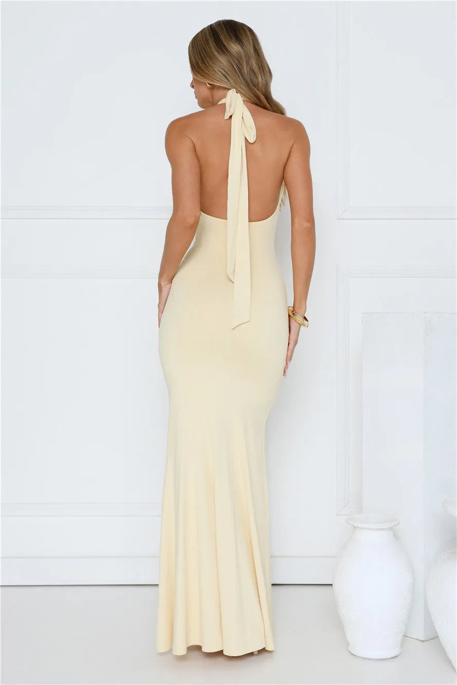 Classic Sheath Halter Deep V-Neck Sleeveless Tie Back Floor-Length Ruched Bodice Prom Dresses ﻿