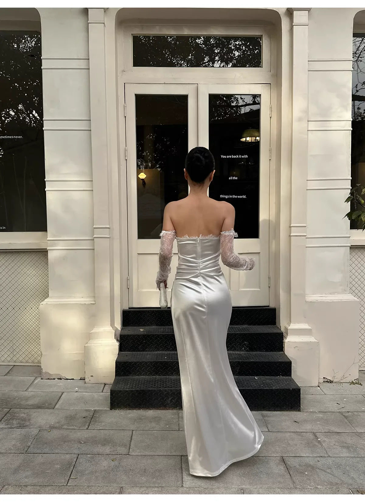 Classy Mermaid Strapless Sleeveless Ruched White Satin Long Evening Dresses