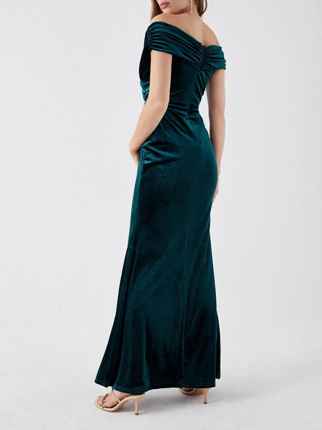 Column Off-the-Shoulder Floor-Length Elegant Velvet Mother of the Bride & Groom Dresses