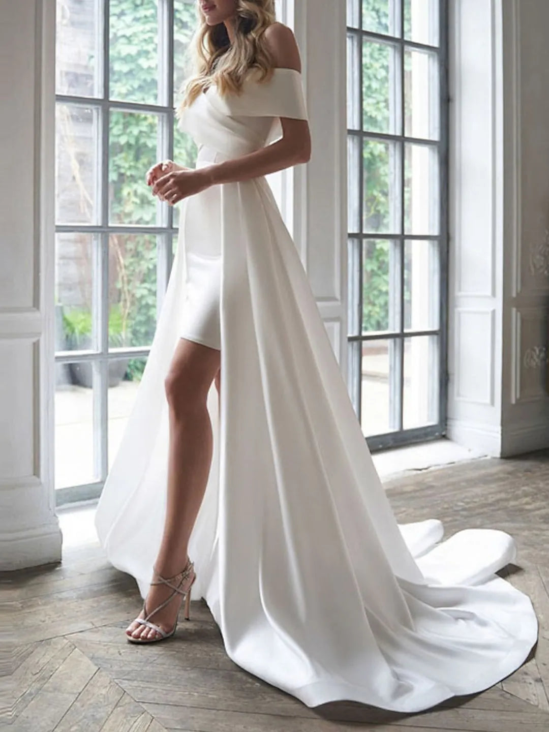 Column Off-the-shoulder Short Sleeves Elegant Wedding Dress with Ruffle