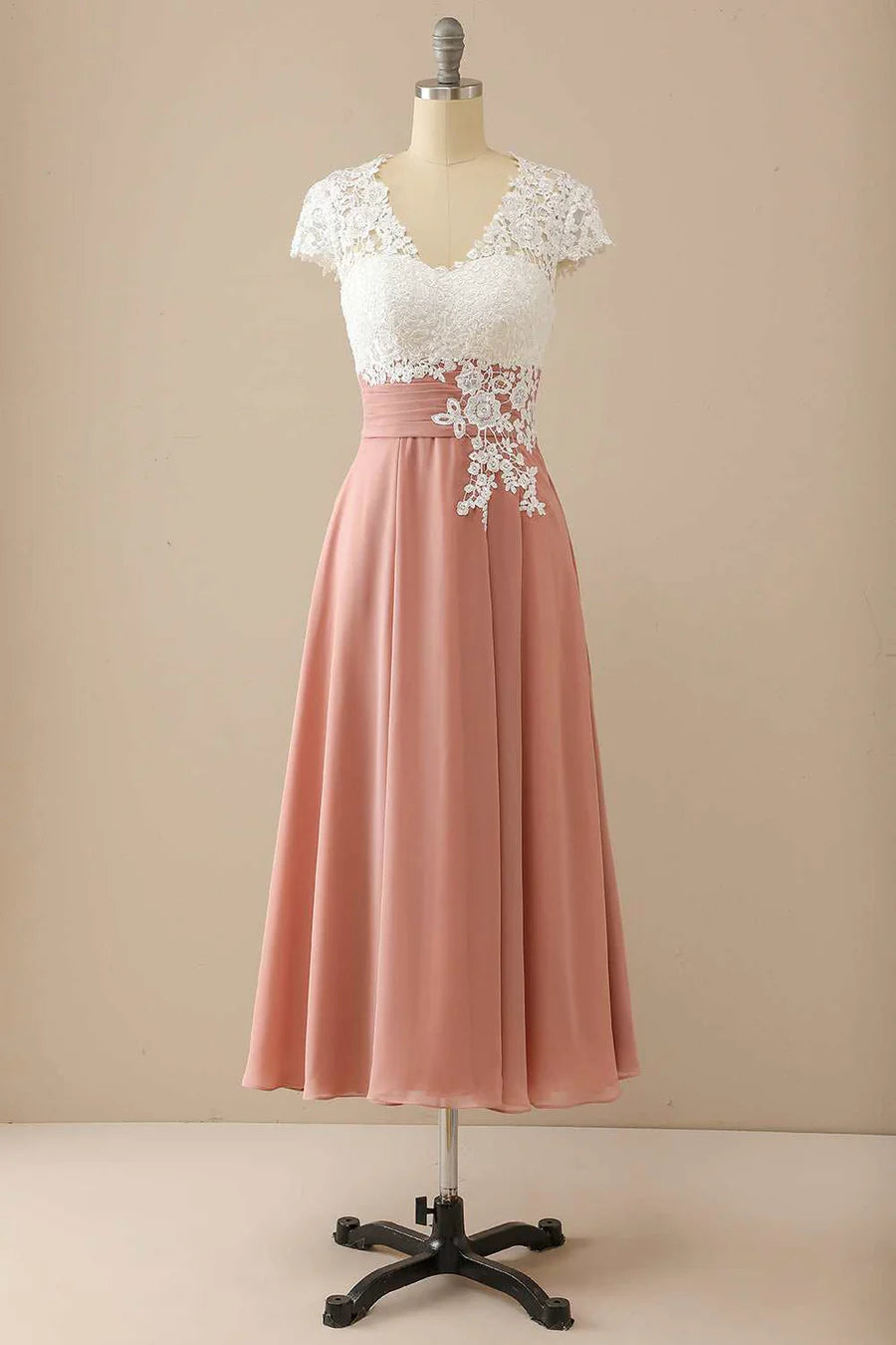 Coral Pink Lace Cap Sleeve Mother of the Bride Dress