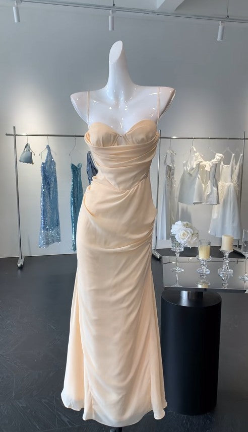 Simple Light Champagne Sweetheart Neck Chiffon Open Back Sheath Long Prom Dresses Formal Evening Gowns