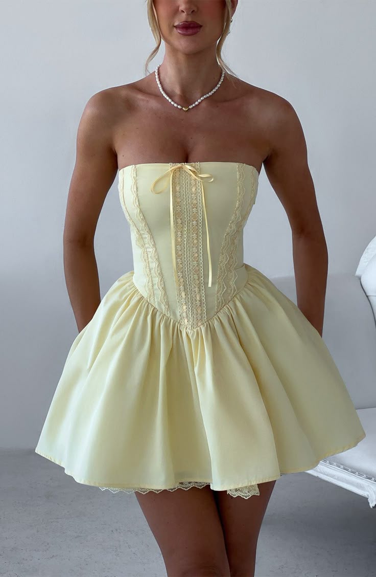 Sweet Butter Yellow Satin Lace Strapless A-Line Short Prom Dresses Homecoming Dresses