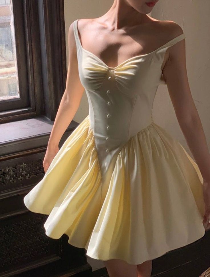 Sweet Yellow Spaghetti Straps A-Line Satin Short Party Dress Homecoming Dress