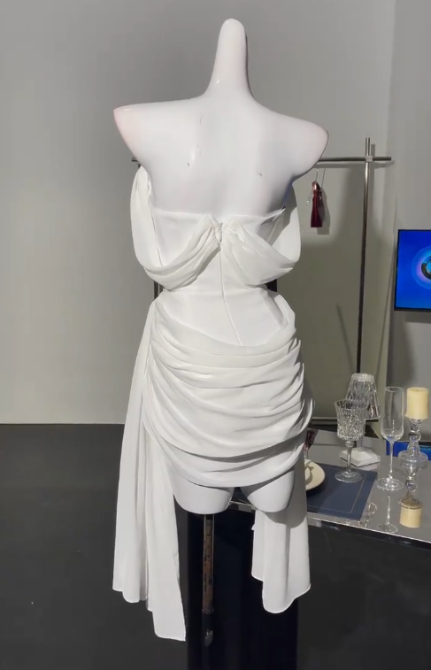 Elegant White Off Shoulder Sheath Chiffon Short Prom Dresses Fashion Homecoming Dresses