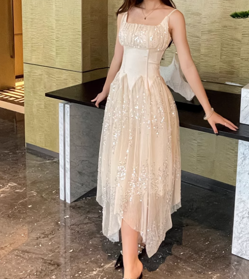 Gorgeous Apricot Square Neck A-Line Tulle Sequins Long Prom Dresses Birthday Evening Dress Gowns