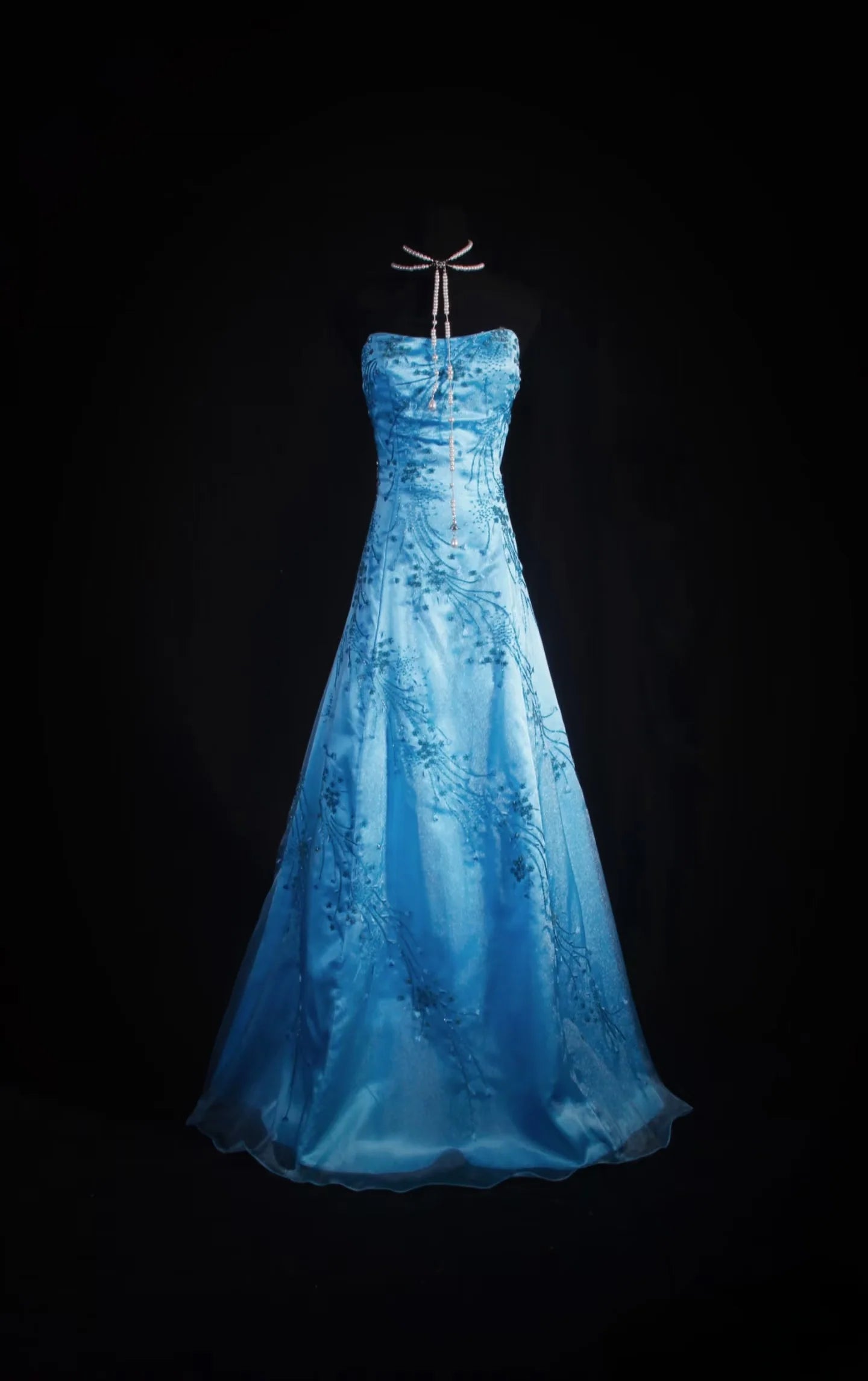 Elegant A-Line Halter Embroidered Sky Blue Maxi Prom Dress