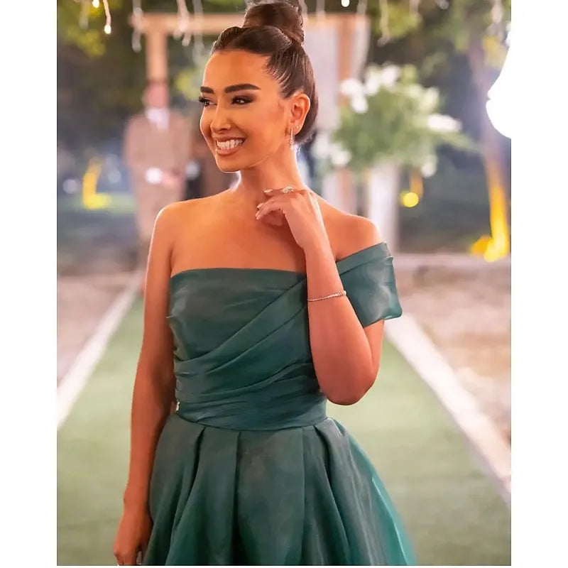 Elegant A-Line Off Shoulder Bow Slit Emerald Green Floor Length Prom Dress For Sale