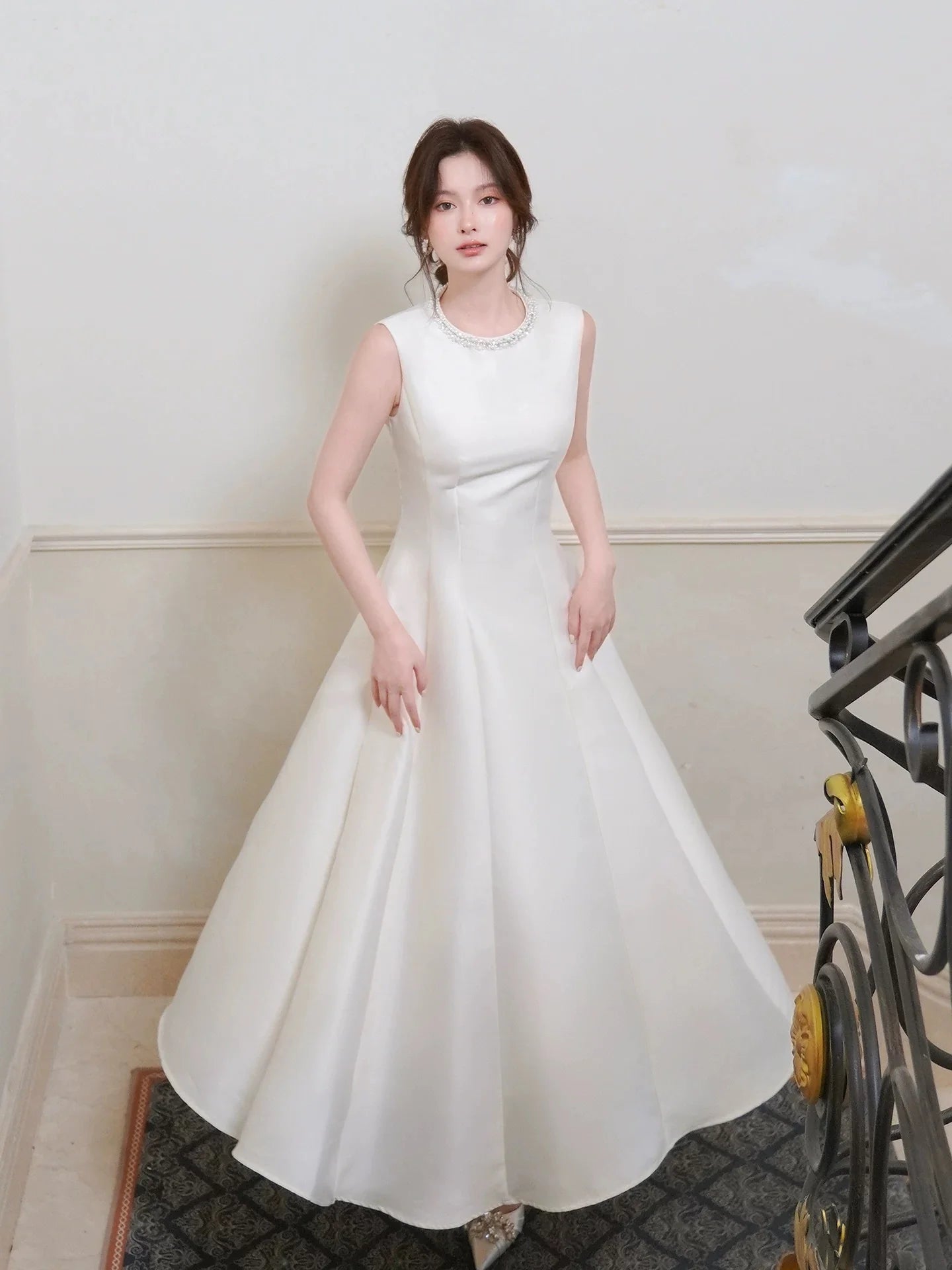 Elegant A-Line Round Neck Sleeveless Beaded Ivory Midi Prom Dress