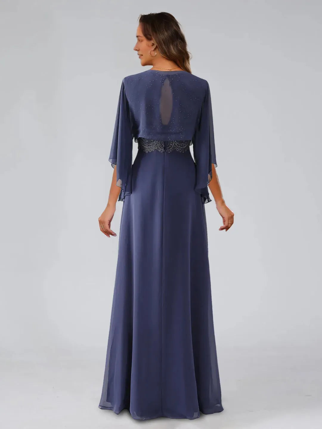 Elegant A-Line Scoop Neck Sleeveless Zip-Back Floor-Length Pleated Mother of the Bride Dresses with Lace Appliques Rhinestones Shawl