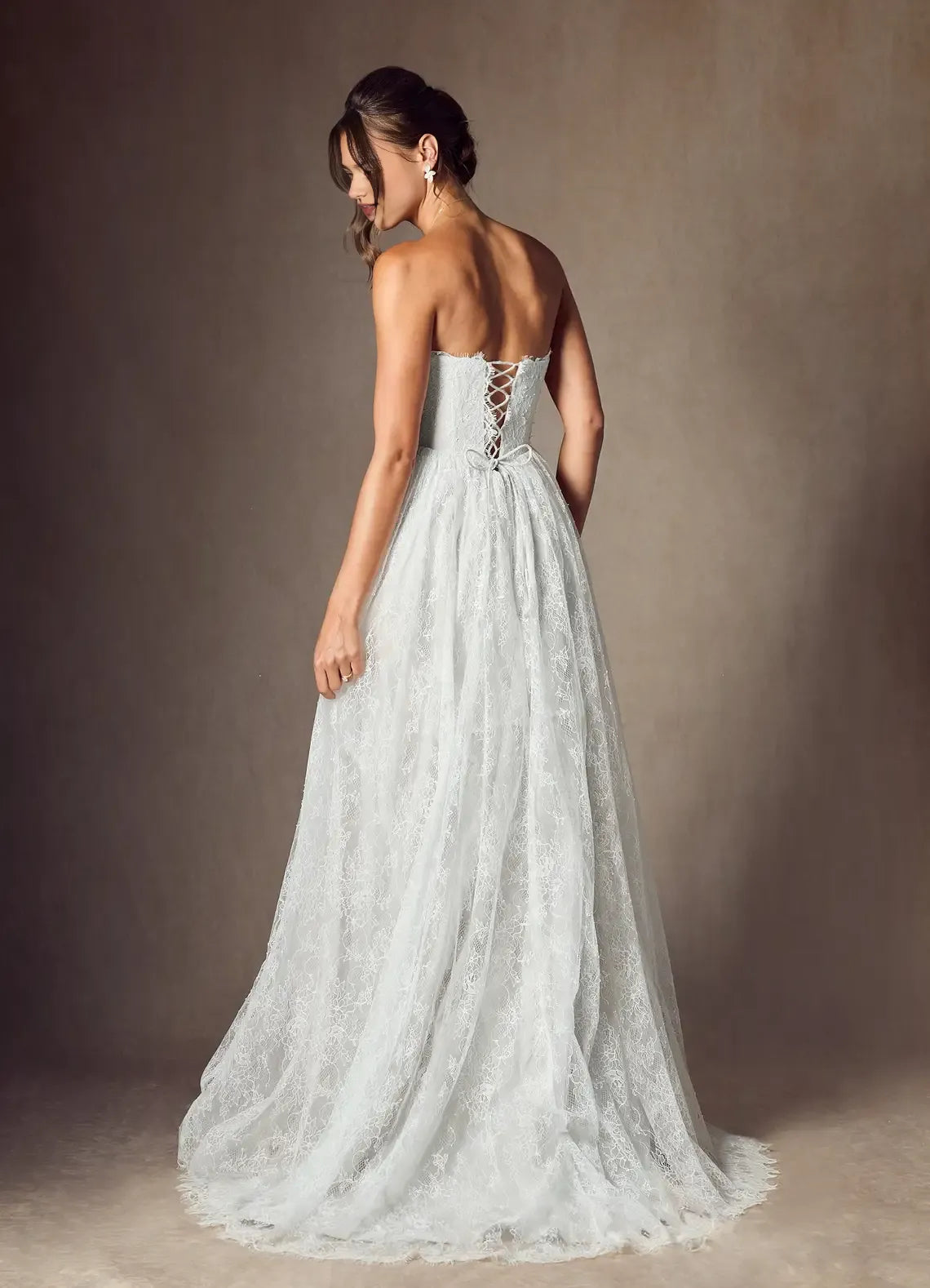 Elegant  A-Line Strapless Lace  Embroidered Wedding Dresses Strapless Sweetheart Neck Sheer Bodice Detailing Voluminous Skirt Train for Brides