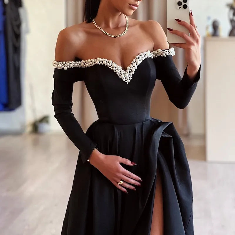 Elegant A-line Off-the-shoulder Long-sleeved Pearl Black Maxi Prom Dress for Women Custom