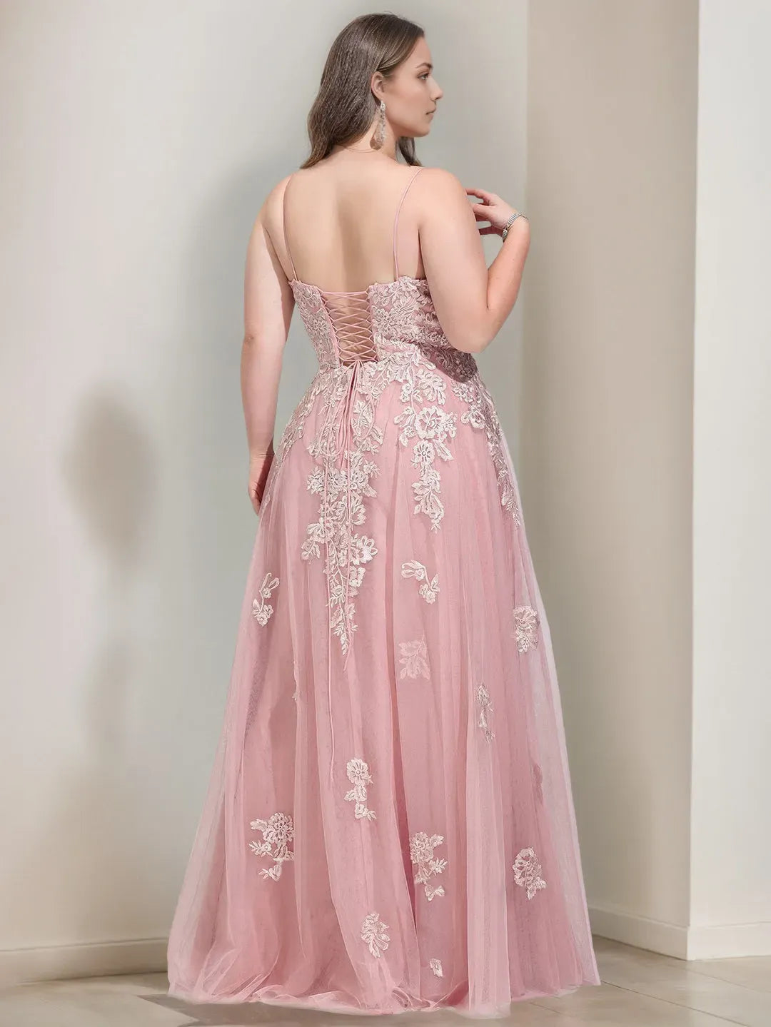 Elegant Ball-Gown V-Neck Spaghetti Straps Lace Tulle Applique Crisscross-Back Floor-Length  Prom Dresses with Sequins