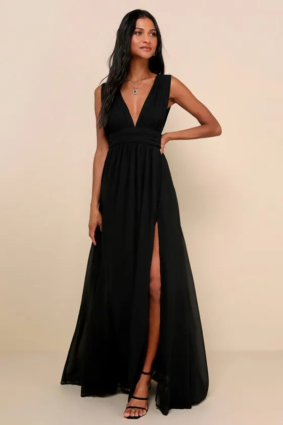 Elegant Black Chiffon Evening Gown with Plunging V - Neck Ruched Waist High Side Slit Perfect for Sophisticated Formal Galas