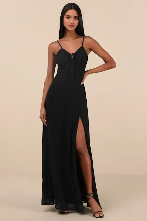 Elegant Black Chiffon Prom Dress with Spaghetti Straps Plunging V - Neckline Tie  Front Keyhole and High  Thigh Side Slit for Formal Occasions ﻿