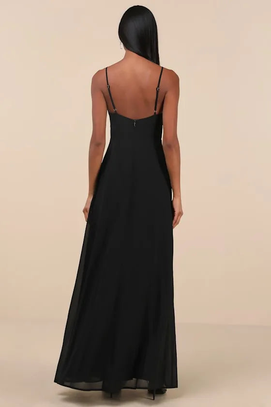 Elegant Black Chiffon Prom Dress with Spaghetti Straps Plunging V - Neckline Tie  Front Keyhole and High  Thigh Side Slit for Formal Occasions ﻿