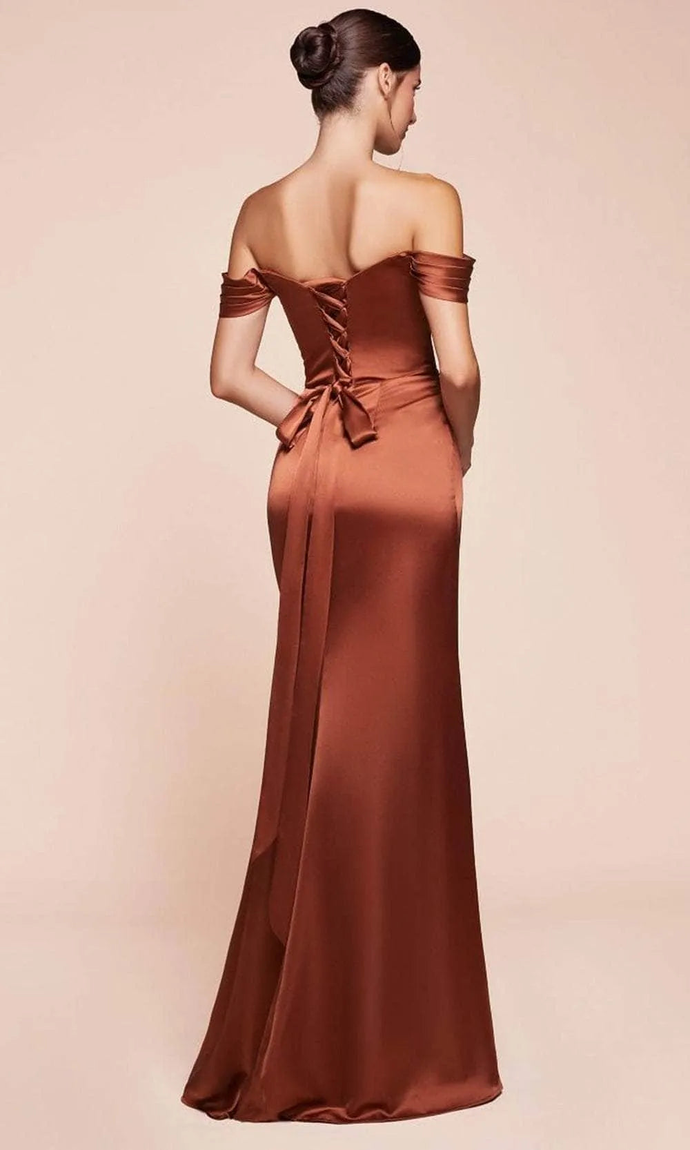 Elegant Black Off - Shoulder Satin Mermaid Evening Gown with Draped Detailing Ideal for Proms and Formal Balls