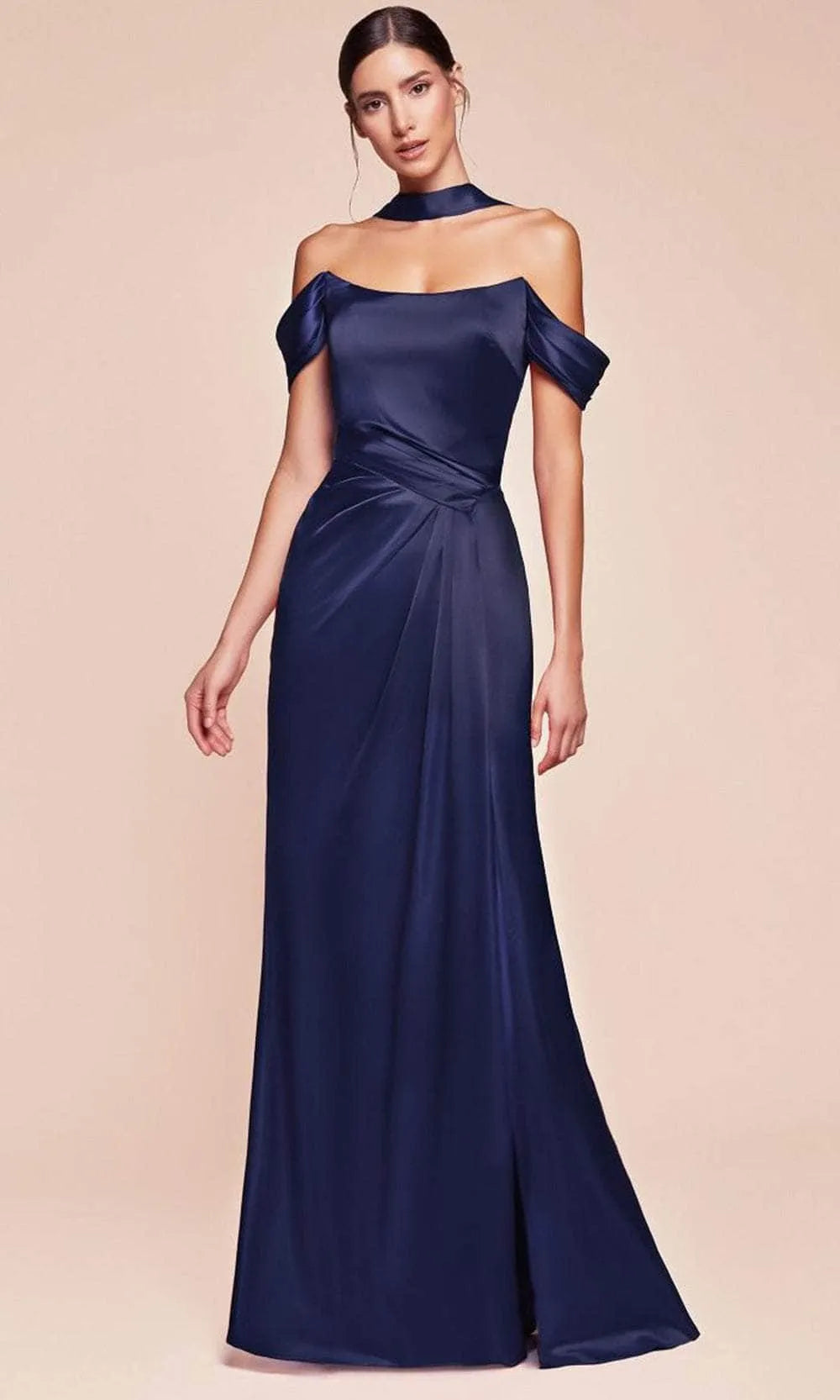 Elegant Black Off - Shoulder Satin Mermaid Evening Gown with Draped Detailing Ideal for Proms and Formal Balls