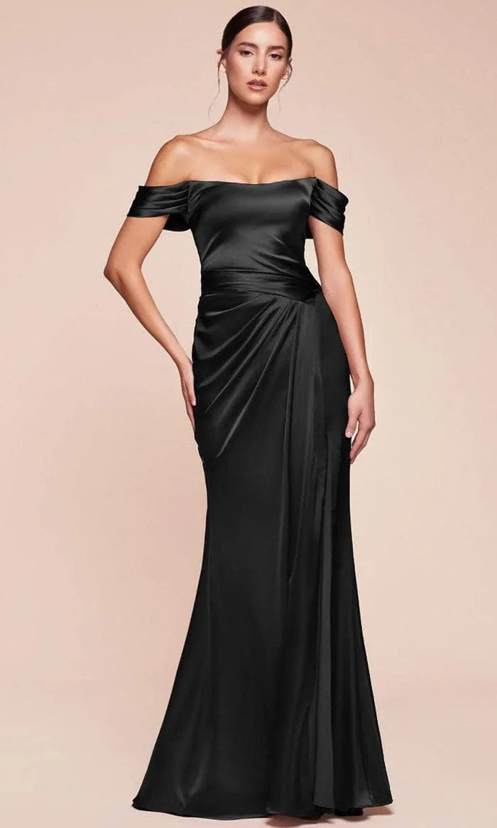 Elegant Black Off - Shoulder Satin Mermaid Evening Gown with Draped Detailing Ideal for Proms and Formal Balls