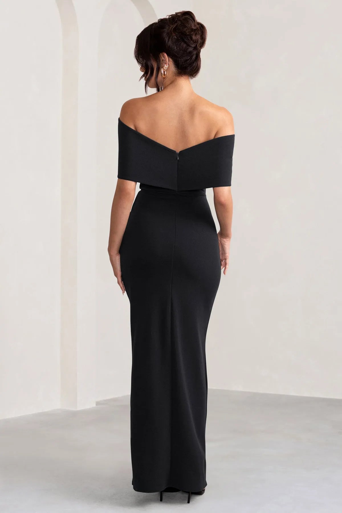 Elegant Black Off Shoulder Prom Dresses with Bow Detail Ruched Skirt and High Side Slit  Perfect for Proms and Formal Galas
