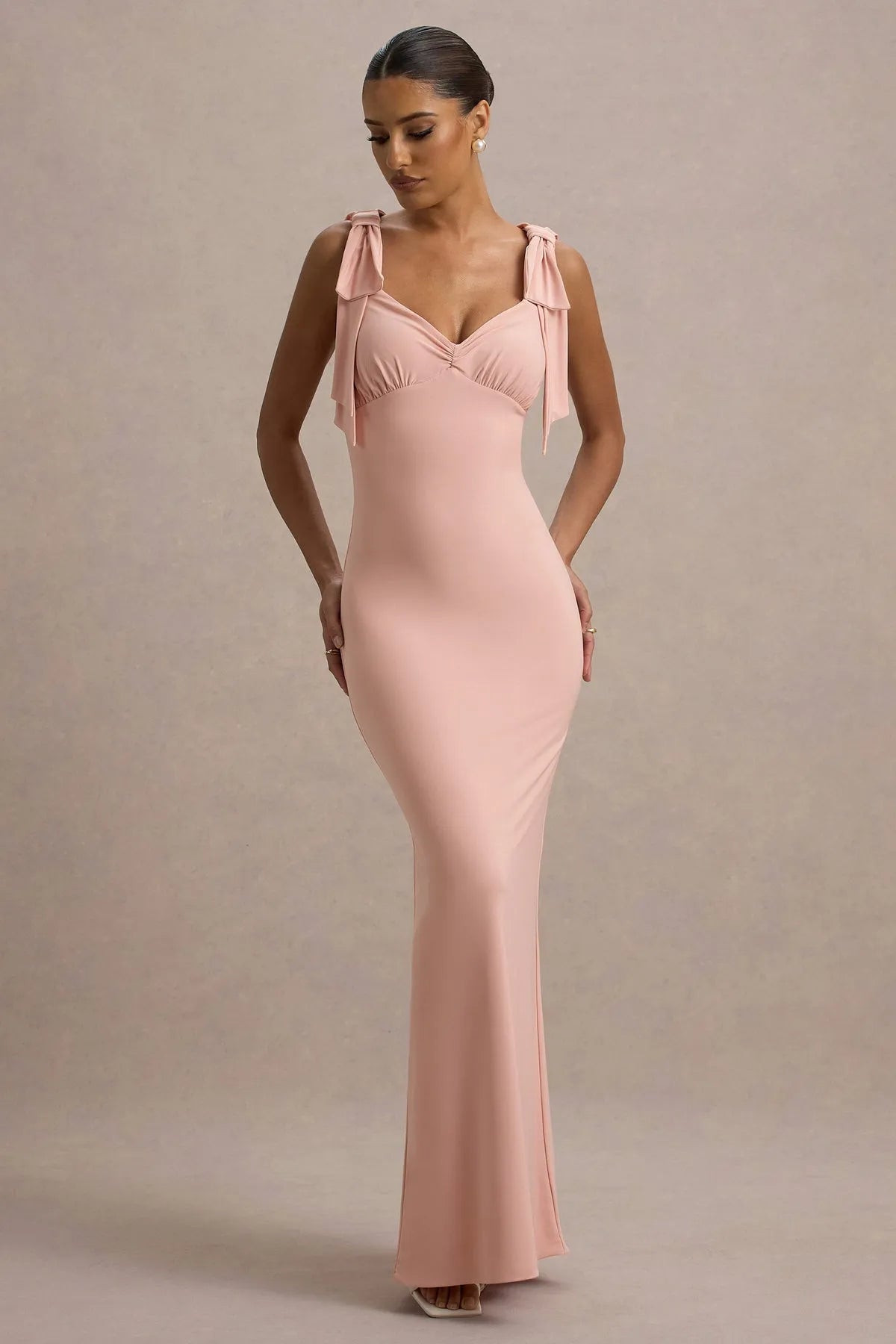 Elegant Blush Pink Mermaid Gown with Prom Dresses Detailed Shoulder Straps and Sweetheart Neckline A Timeless Choice for Romantic Balls and Graceful Galas
