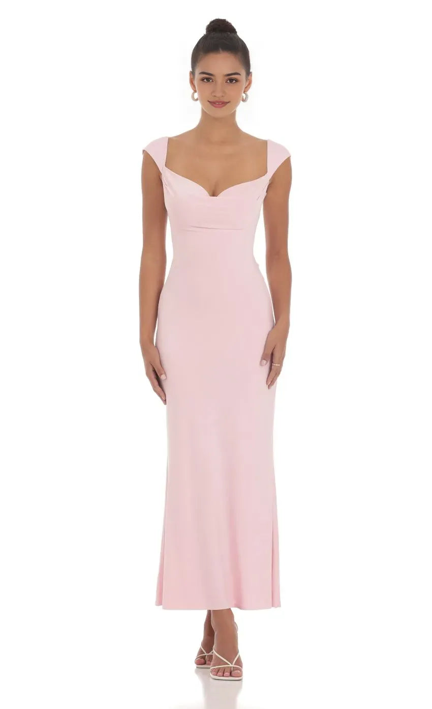 Elegant Blush Pink Prom Dress with Cap Sleeves Sweetheart Neckline  Bodycon Fit Perfect for Retro  Inspired Prom Nights