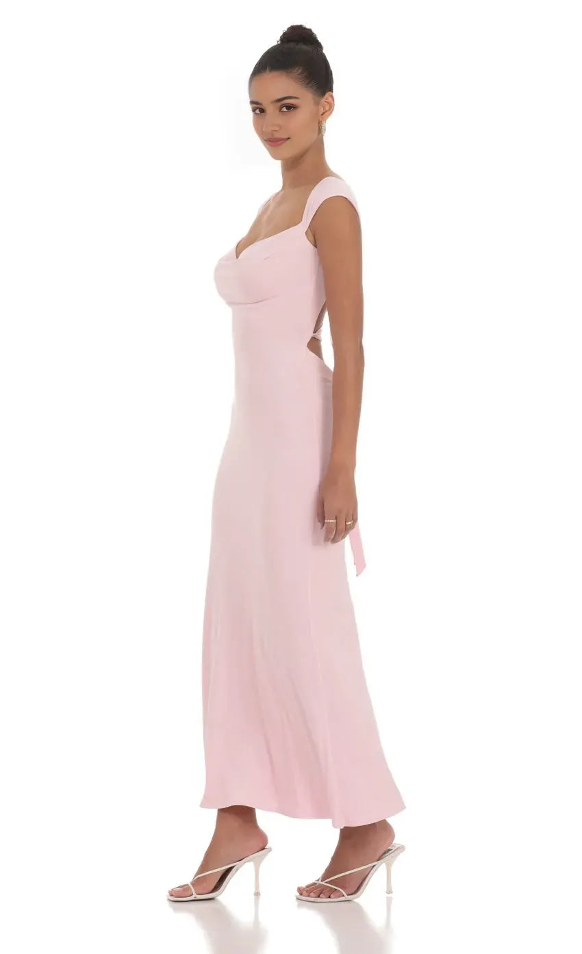 Elegant Blush Pink Prom Dress with Cap Sleeves Sweetheart Neckline  Bodycon Fit Perfect for Retro  Inspired Prom Nights