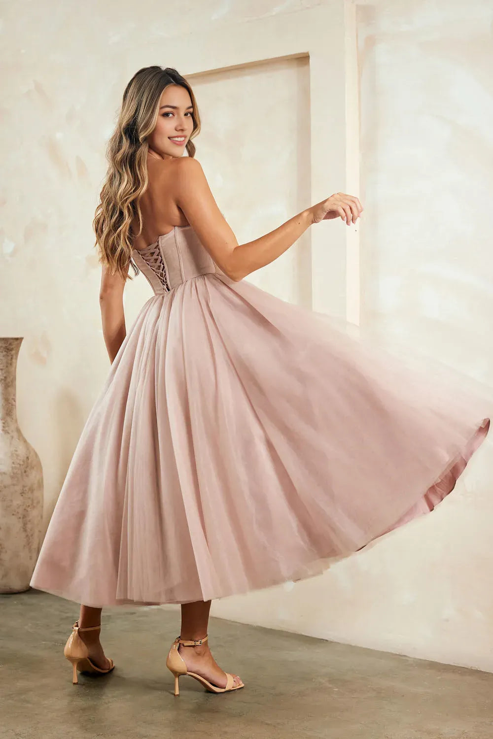 Elegant Blush Pink Strapless Tulle Midi Prom Dress with Corset Bodice for Formal Occasions