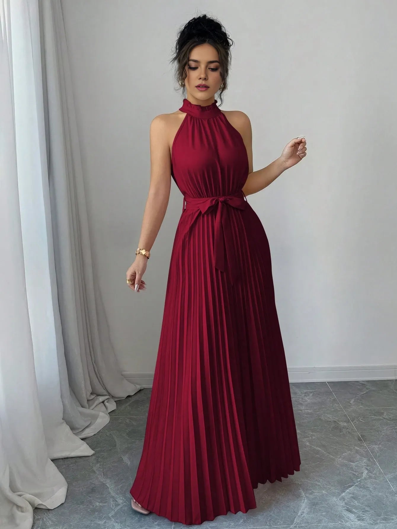 Elegant Burgundy A-Line Halter-Neck Sleeveless Keyhole-Back Floor-Length Pleated Ruffle Prom Dresses
