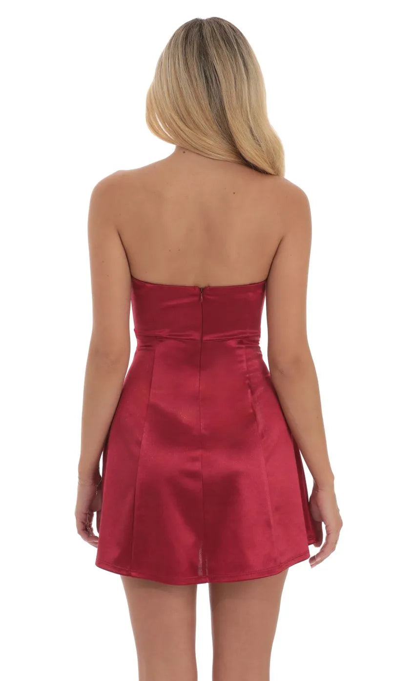 Elegant Burgundy Satin Homecoming Dress Bow Detailed Strapless Flared Hem Satin Smoothness  Perfect for Memorable Campus Events
