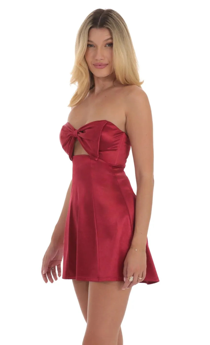 Elegant Burgundy Satin Homecoming Dress Bow Detailed Strapless Flared Hem Satin Smoothness  Perfect for Memorable Campus Events