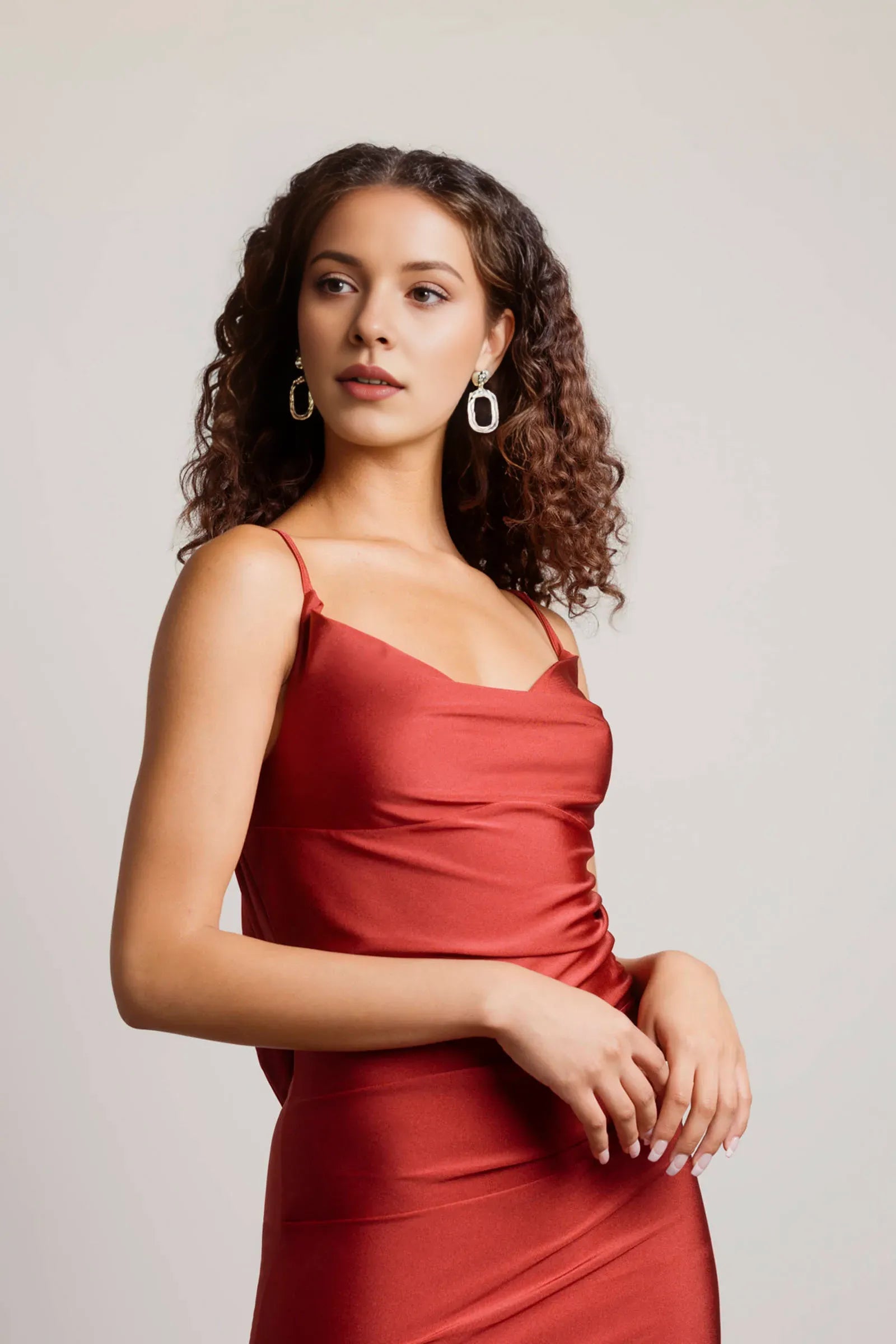 Elegant Burgundy Sheath Cowl Neck Sleeveless Open Back Lace-Up-Back High-Slit Ankle-Length Prom Dresses Hot Sale