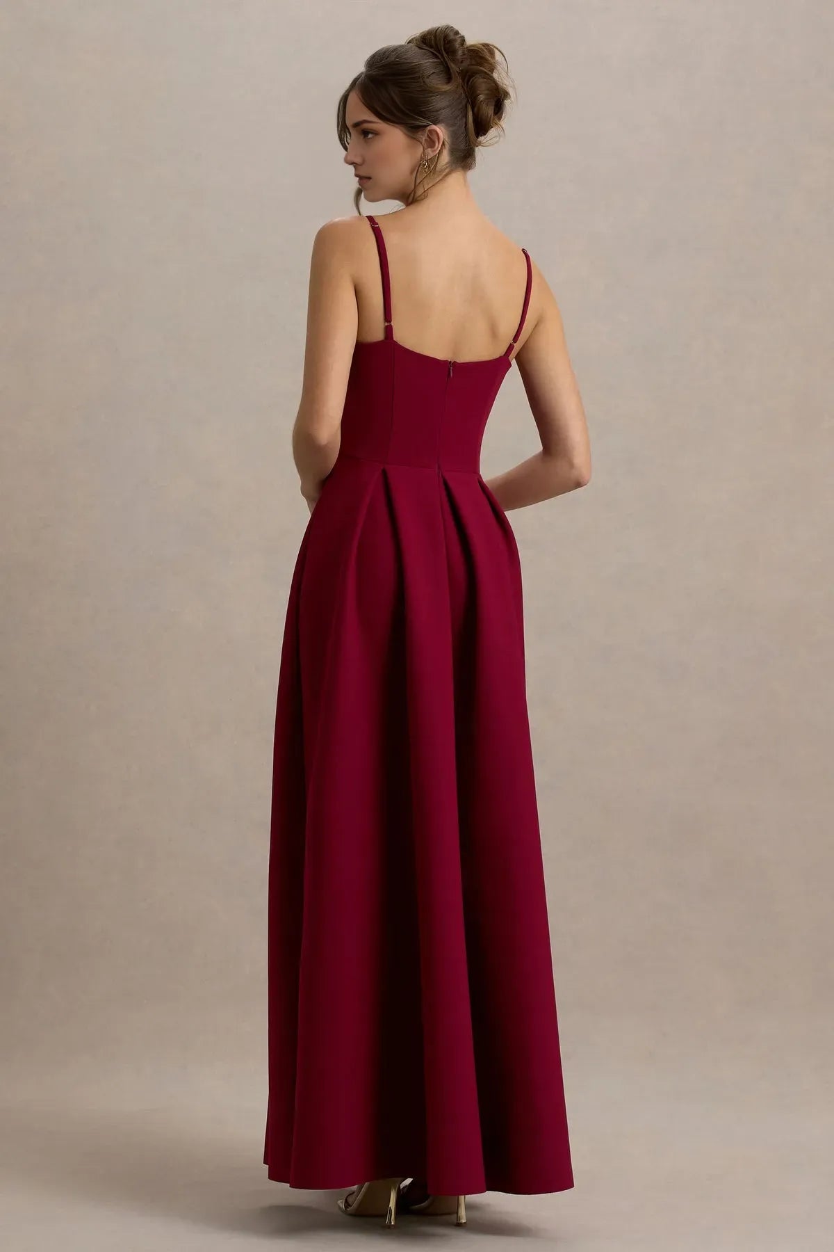 Elegant Burgundy Square Neck Ball Gown with Pleated Skirt for Prom Dresses
