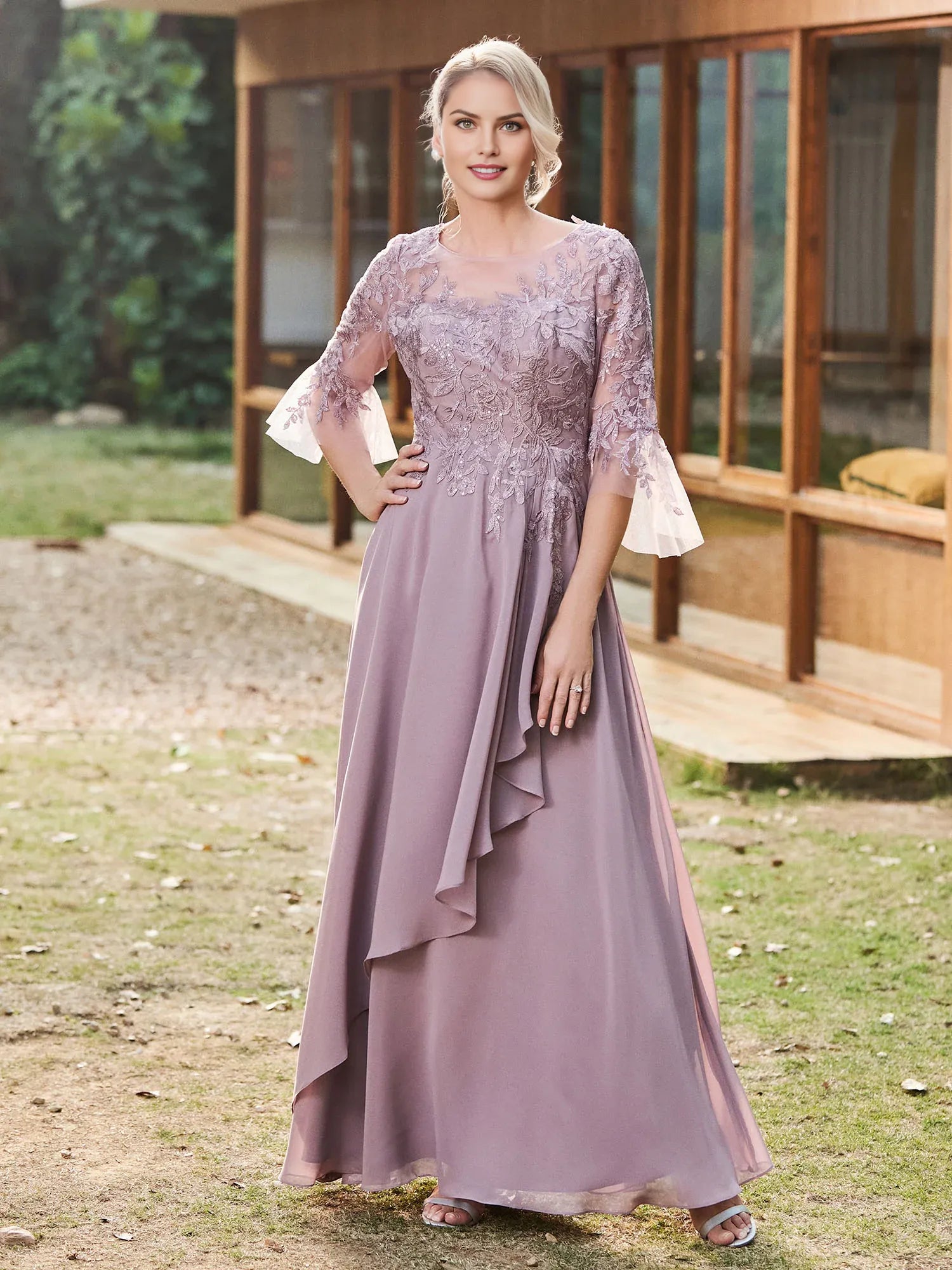 Elegant Chiffon A-Line Scoop Neck Lace-Appliqued Bell-Sleeve Floor-Length Mother of the Bride Dress Hot Sale