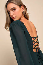 Elegant Dark Green Chiffon Evening Dresses with Plunging V - Neck Sheer Long Sleeves High Side Slit for Formal Galas