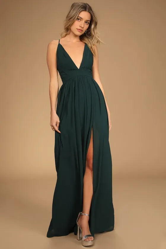 Elegant Dark Green Chiffon Prom Dress with Deep V - Neck Flowy Skirt and High Side Slit for Glamorous Nights
