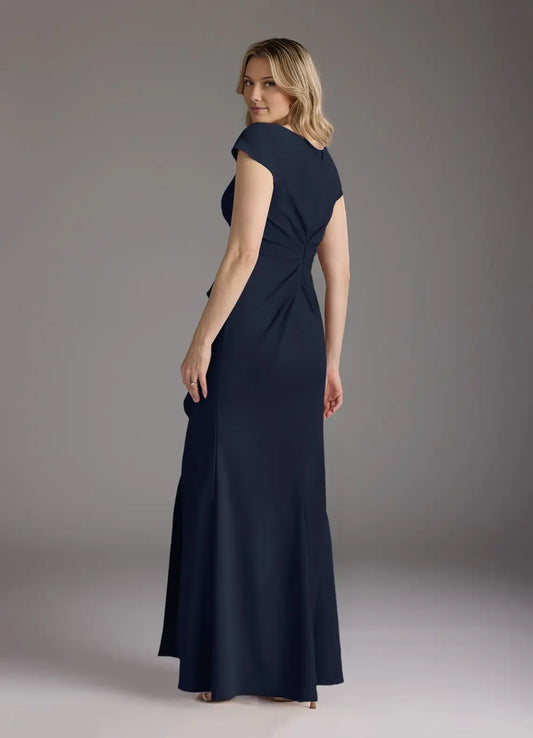 Elegant Dark Navy Mermaid V-Neck Pleated Crepe Mother of the Bride Dress with line Cap Sleeves Ruched Waist Ruffled Side Detailing and Front Slit
