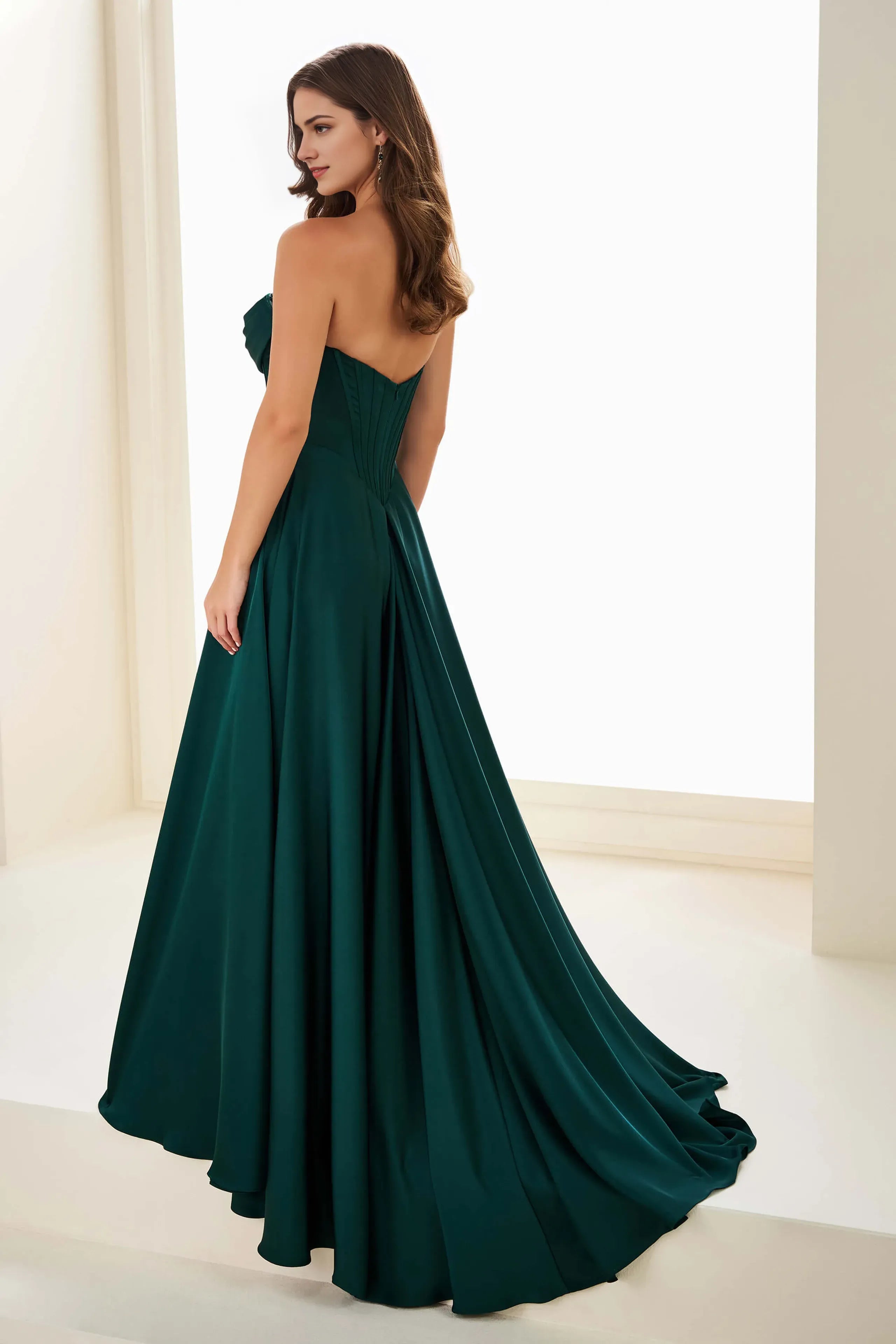 Elegant Emerald Ballgown Sweetheart Strapless Back Zip Floor-Length Satin Ruched Prom Dress ﻿