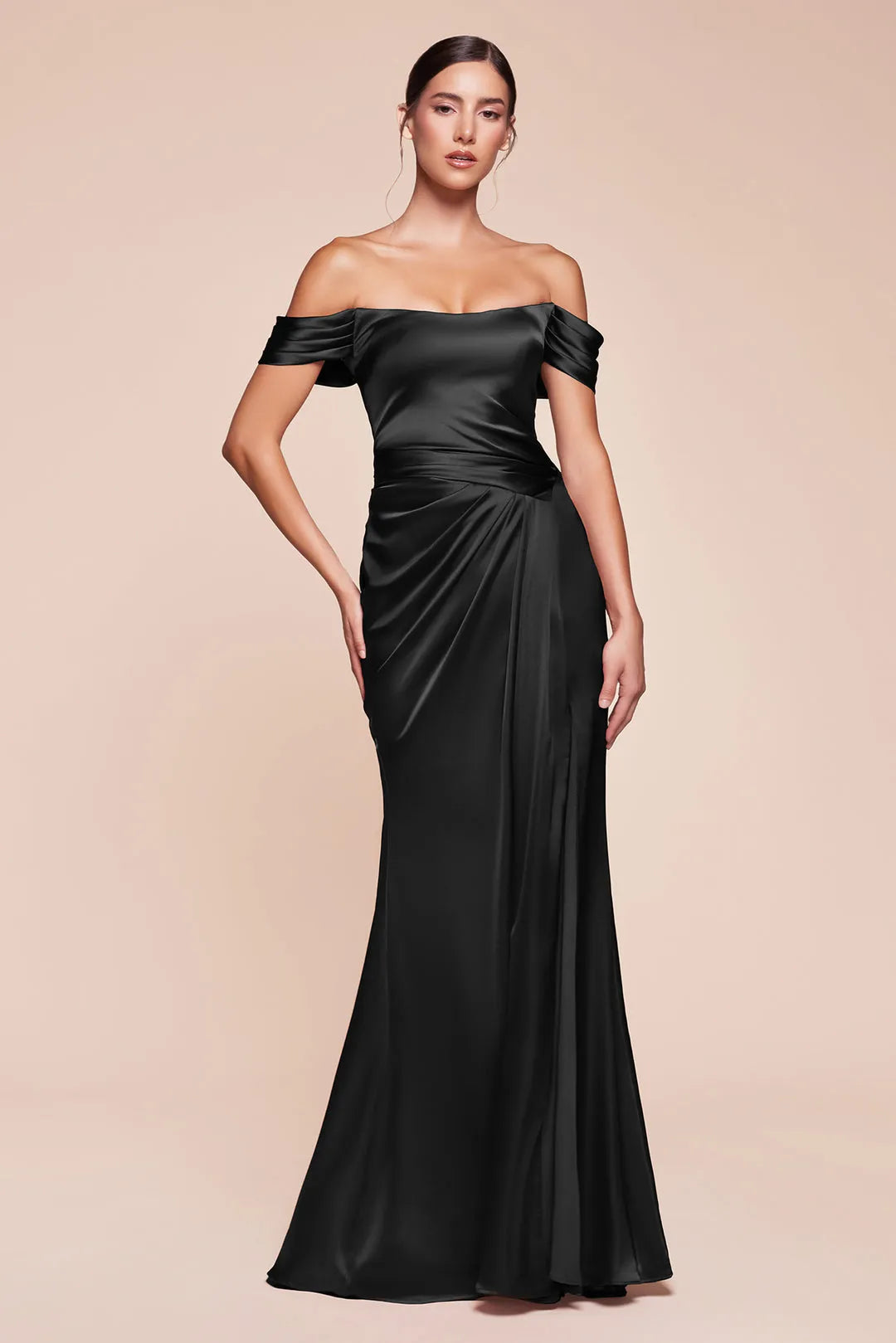 Elegant Emerald Green Satin Off - Shoulder Prom Dress with Draped Waist and High Side Slit for Formal Occasions