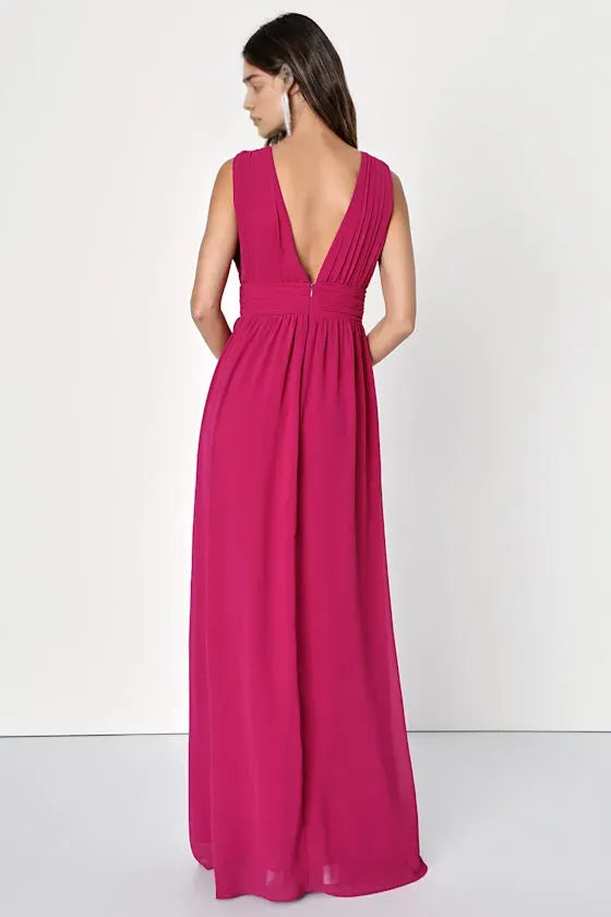 Elegant Fuchsia Chiffon Sleeveless Evening Gown with Plunging V - Neck Ruched Bodice Elastic Waist  High Side Slit