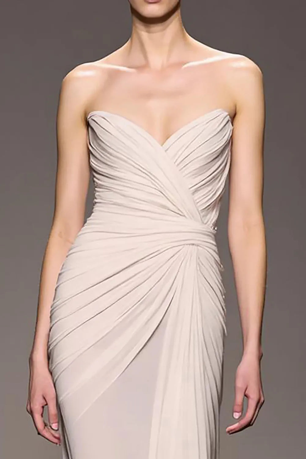 Elegant Ivory Sweetheart Sheath Ruched Long Evening Dress