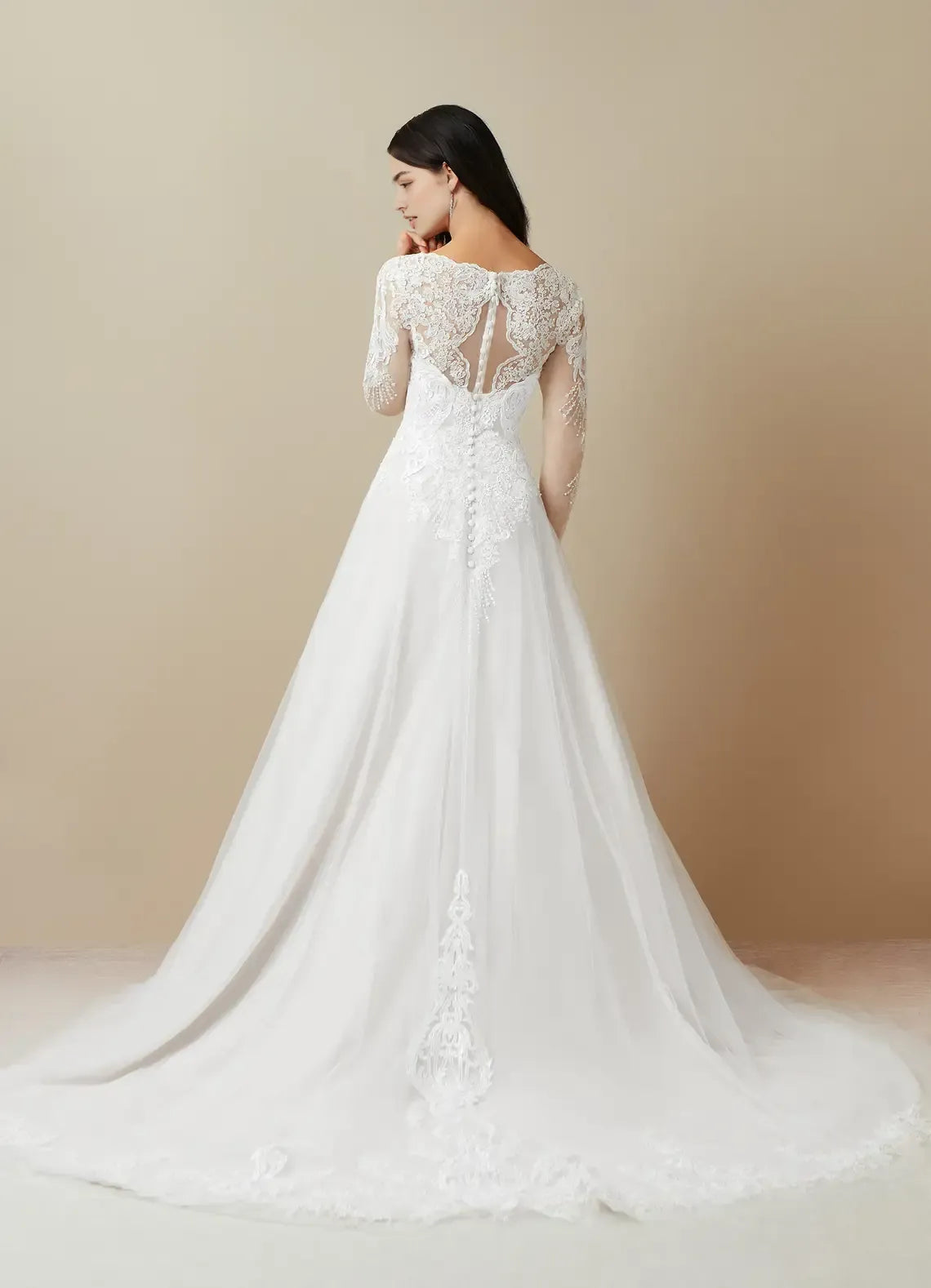 Elegant Long Sleeve Lace Diamond White A-Line V-Neck Sequins Tulle Wedding Dress Sheer Plunging Floral Embroidery Train for Romantic Weddings