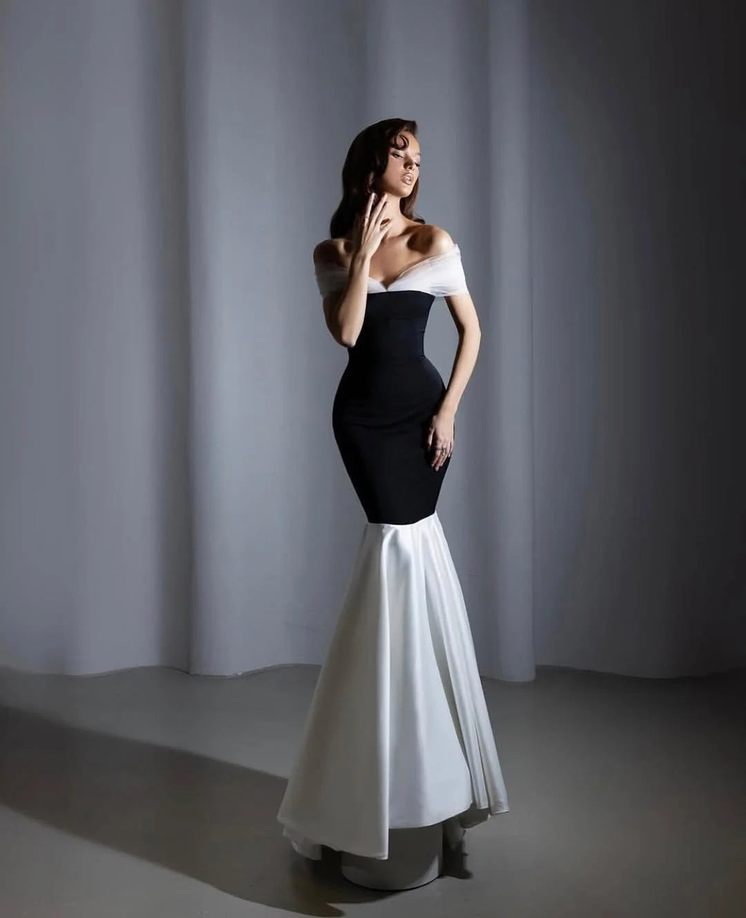 Elegant Mermaid Off-Shoulder Sleeveless Colorblock Maxi Evening Dress