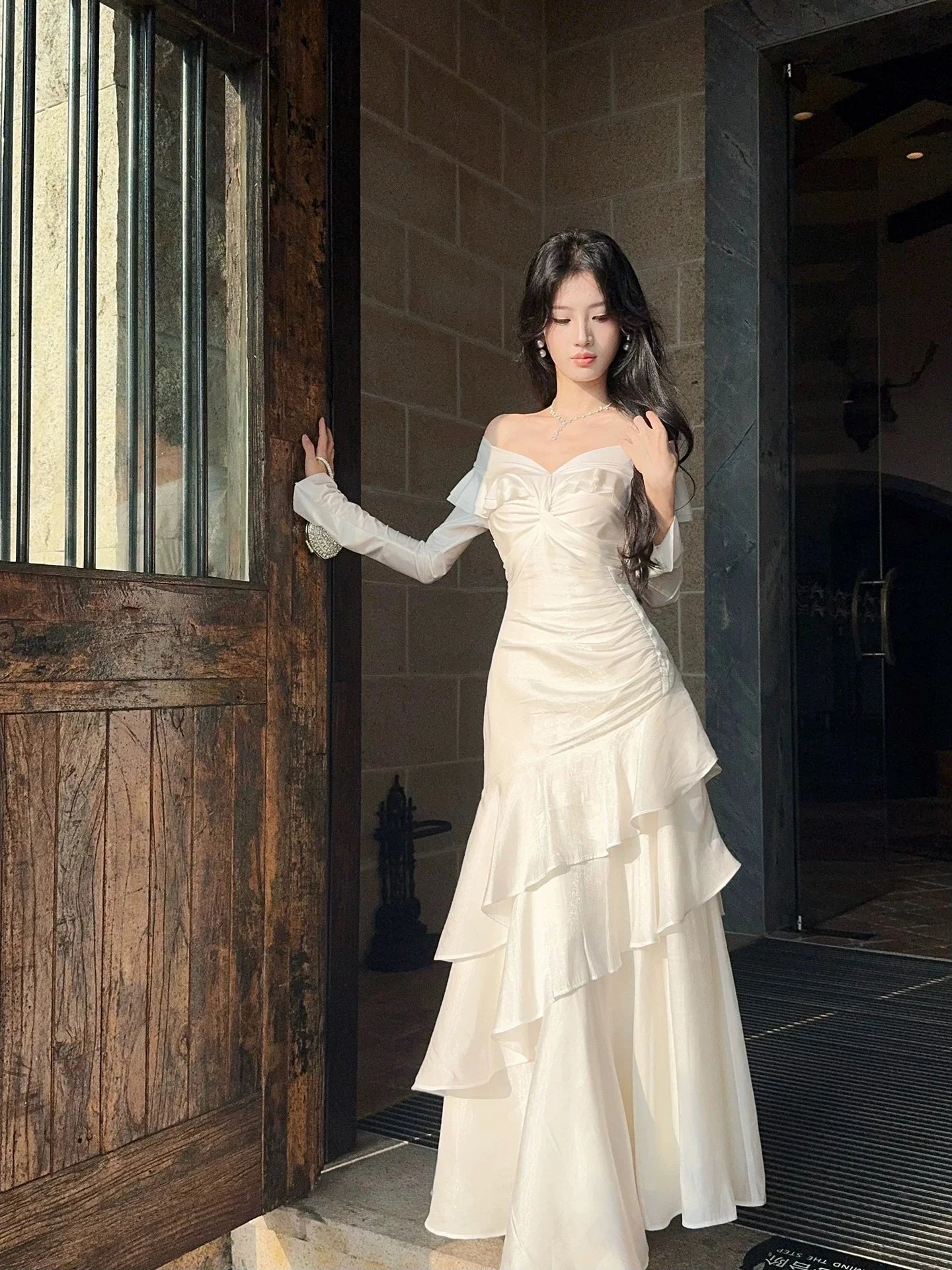 Elegant Mermaid Off-the-Shoulder Long Sleeve Ruffled Ivory Maxi Prom Dress