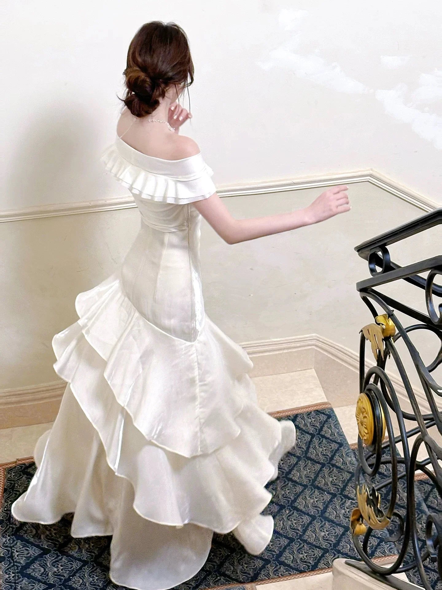 Elegant Mermaid Off-the-Shoulder Short Sleeve Ruffled Ivory Maxi Prom Dress